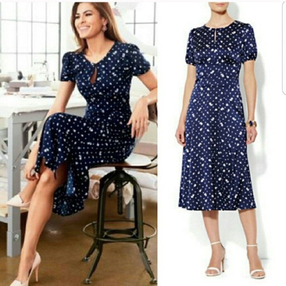 Eva mendes new york and company size 0 blue and white polka dot dress